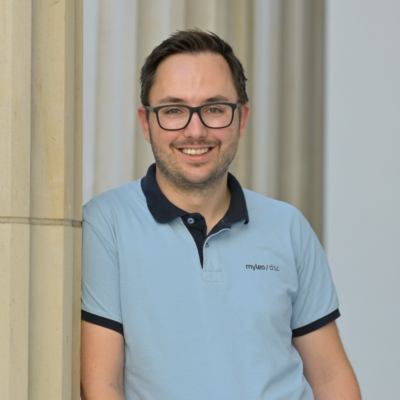 Customer Advisor